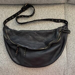 Bolsa Nova Bella Sling Bag Leather crossbody FREE PEOPLE
